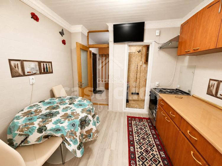 Apartament 3 camere decomandat, etaj 3 – Piața Centrală - 4