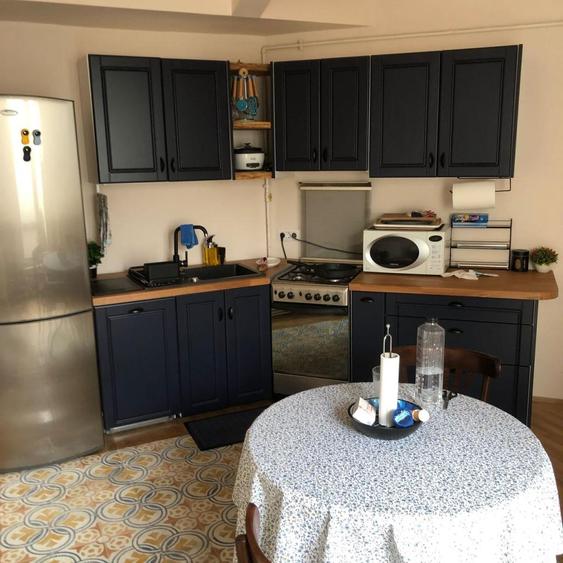 Locuință deosebită în Centrul Clujului – 3 camere, renovată integral.