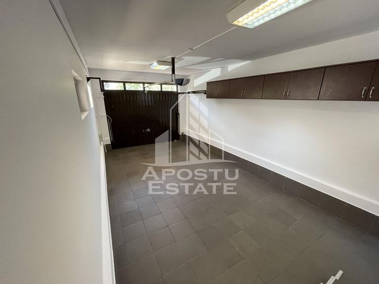 Casa de inchiriat, 4 dormitoare, 3 bai, garaj, curte, zona Lipovei.