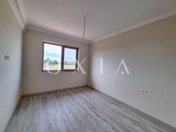AX929 Giroc, Finisaje Premium, 1/2 Duplex Unit Prin Garaj