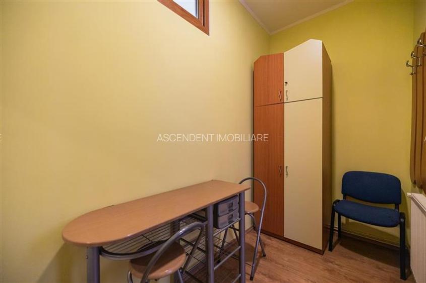 Casa pretabila: rezidential/ comercial/ servicii  Central, Fagaras - 24