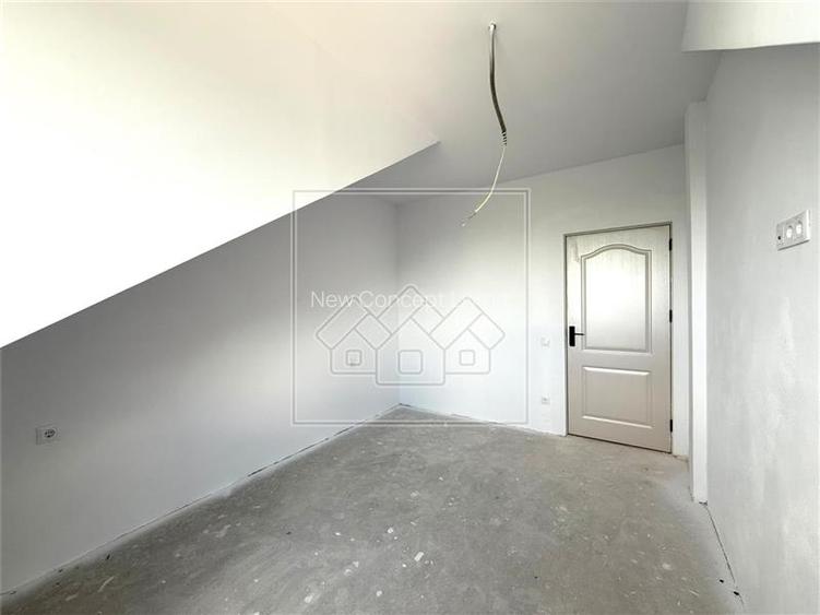 Apartament de vanzare 4 camere etaj 3/3 - 76 mp + 8 balcon- zona Turnisor - 5
