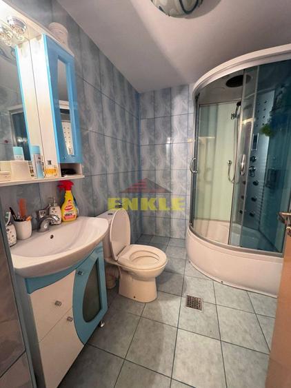 Apartament 2 camere de vânzare, Strada Varnav.