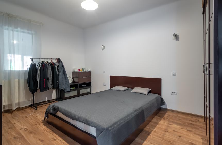 Casă cu curte generoasă pe o stradă liniștită din Bucureștii Noi