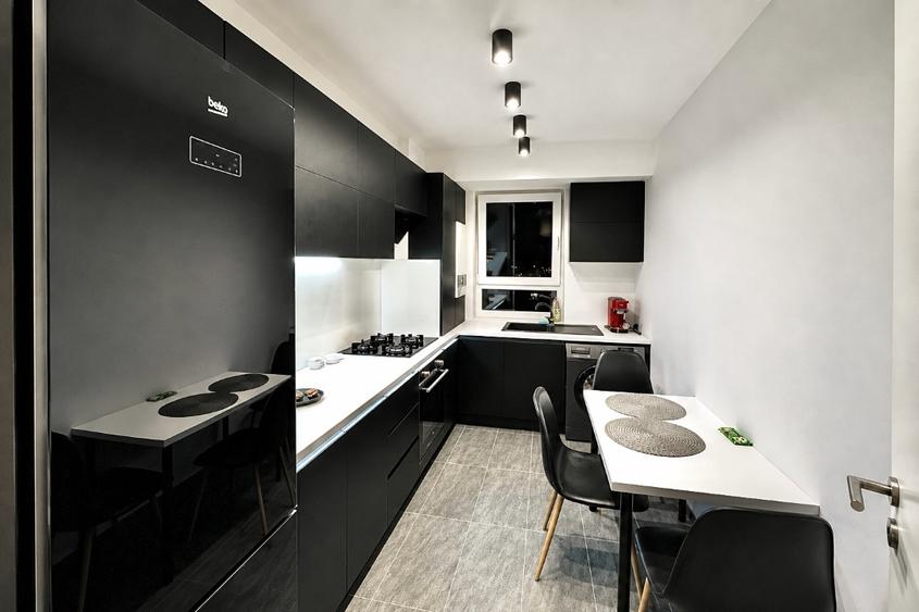 Direct proprietar - Apartament premium 2 camere cu vedere panoramică Constanta
