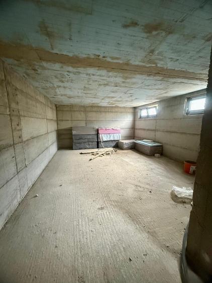 Casă individuală de vânzare, 4 camere, S+P+E, zona Cetate