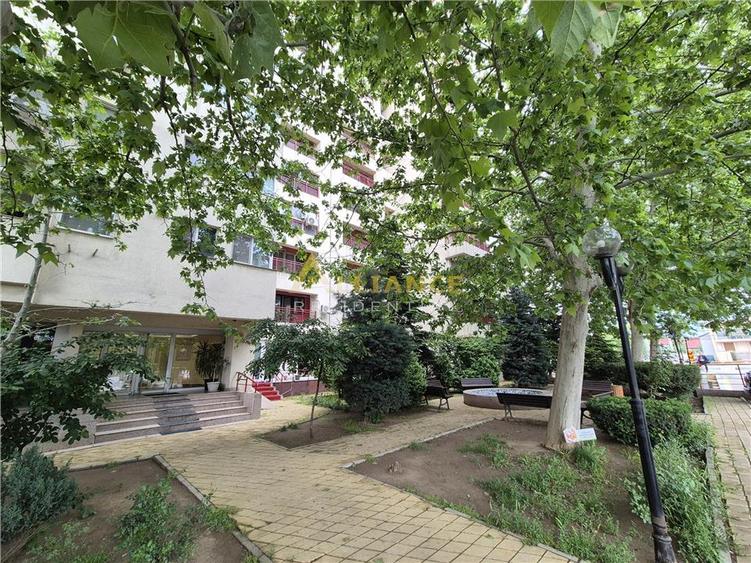 Ansamblul Primavara Ghencea Ap 2 Cam 73 MP