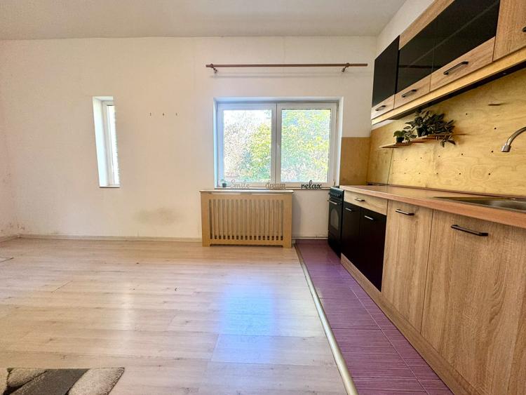 Apartament 3 camere la vilă, curte 130 mp, strada Heltai Gaspar, Gheorgheni