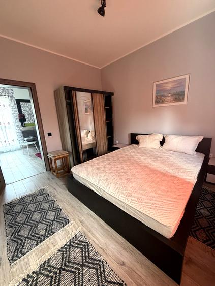 Apartament 3 camere de inchiriat, in zona Dealuri, Oradea