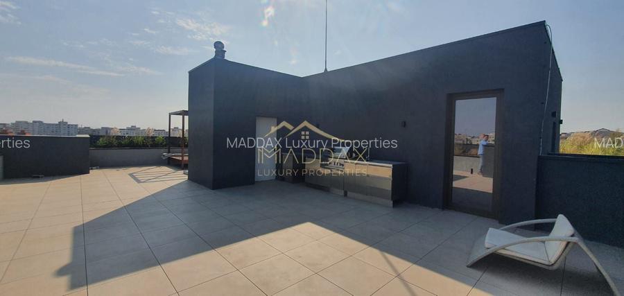 Penthouse cu 3 camere/ 107 mp utili / terasa 143 mp/ Stefan cel Mare - 11
