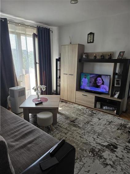 Apartament 2 camere, Garii