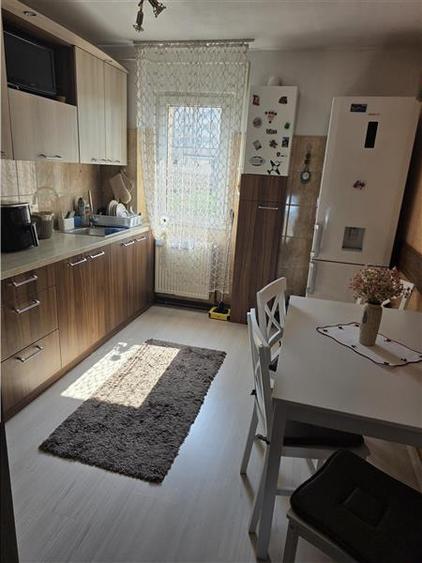Apartament 2 camere, Garii