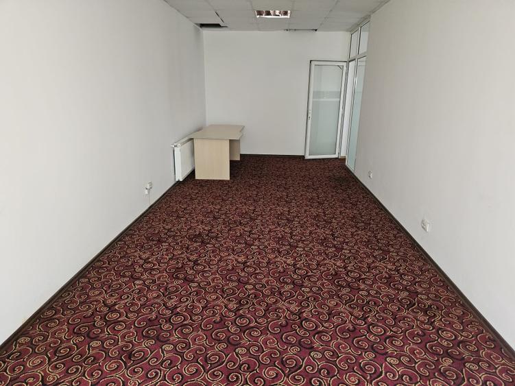 Spatiu birouri, Cladire birouri 6 incaperi 1100mp