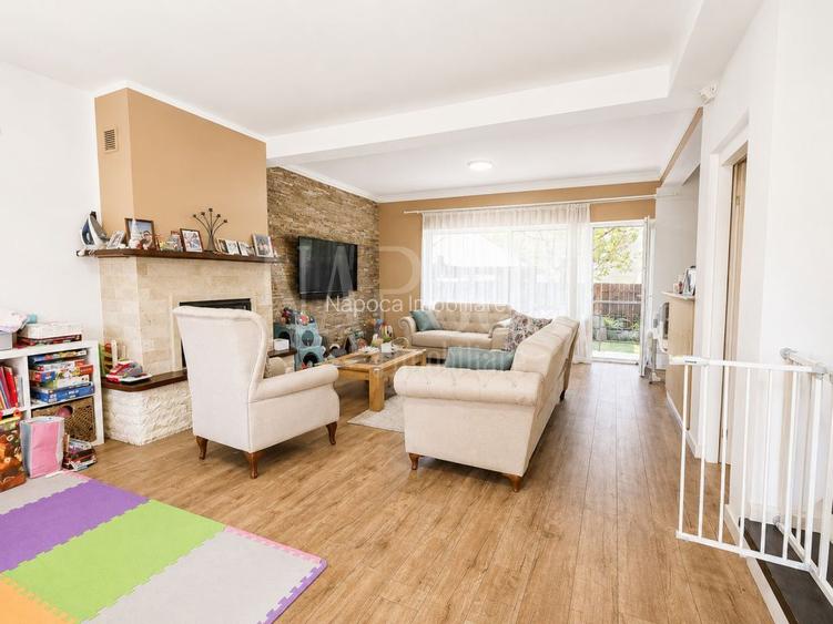 Casa 4 camere de vanzare in Floresti - 2