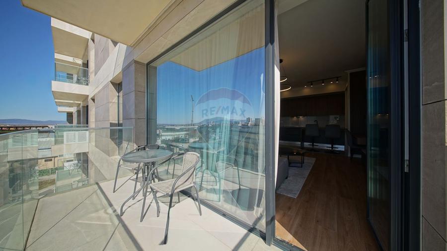 Apartament premium 2 camere de închiriat ONE66 | Vedere Tâmpa