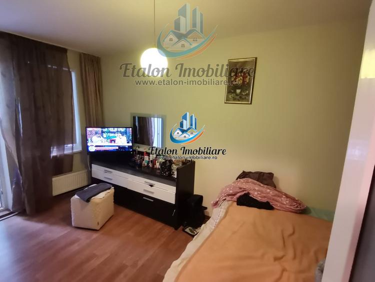 Apartament P+1, 4 camere, 2 bai, 3 balcoane, Zona Centrala Piatra Neamt