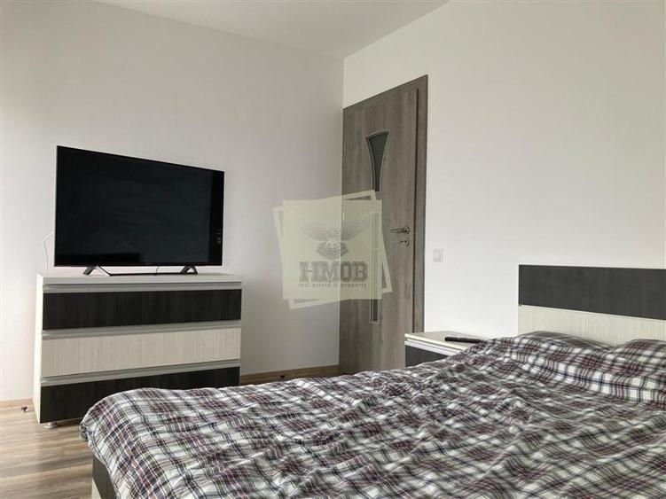 Casa moderna cu 3 camere 2 bai balcon si curte privata in Turnisor
