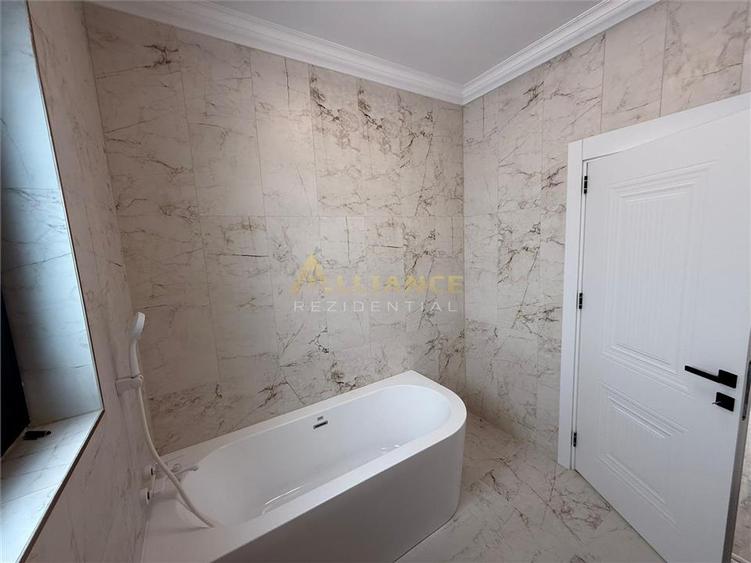 <Casa individuala cu finisaje de lux> 4 camere 3 bai + dressing teren 540mp