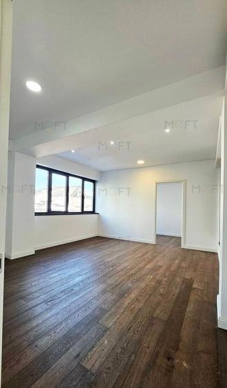 Imobil Boutique Premium Polonă | 5 Apartamente | Lift Otis | Parcări