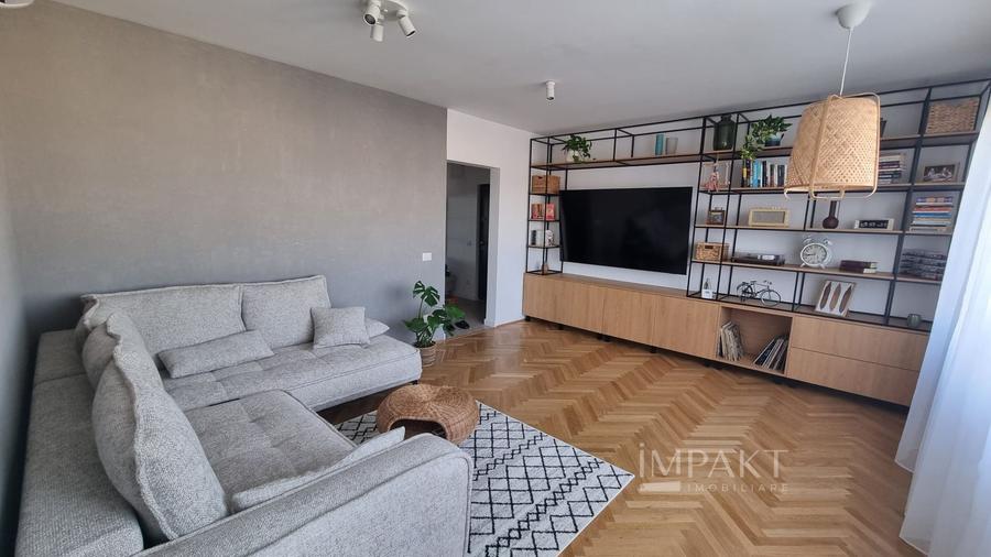 Apartament cu 3 camere decomandat cf sporit in Andrei Muresanu