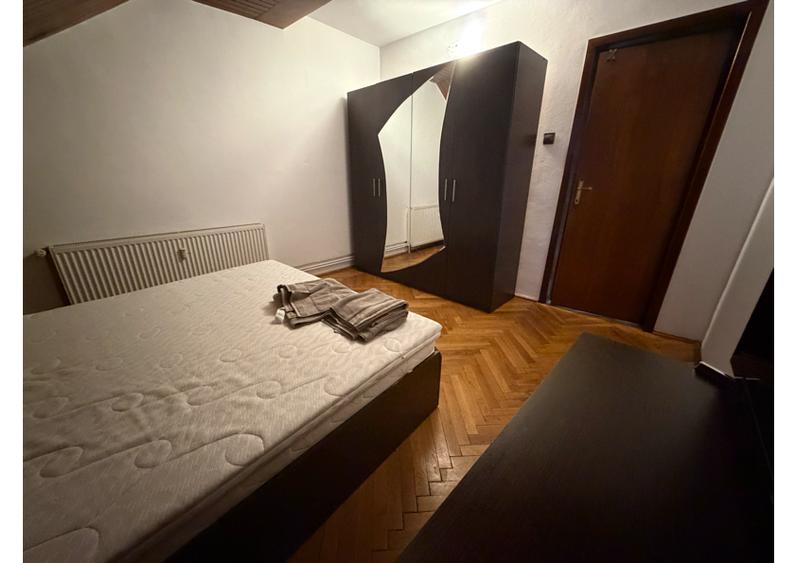 Proprietar inchiriez apartament 2 camere + birou, loc de parcare si boxa depozit