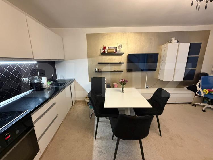 Apartament cu 2 camere de vanzare, 62 mp, zona Central