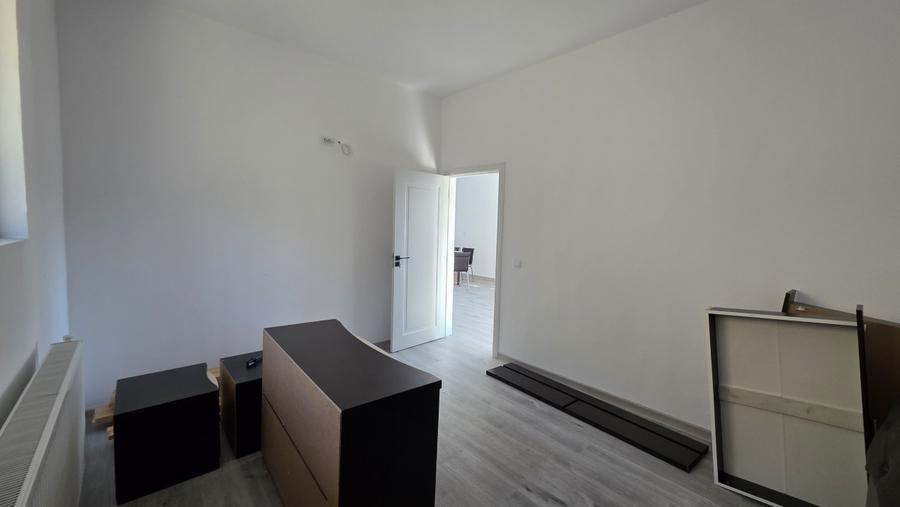 Casă nouă 108 mp cu teren 1.890 mp, zonă liniștită – Vălenii de Munte