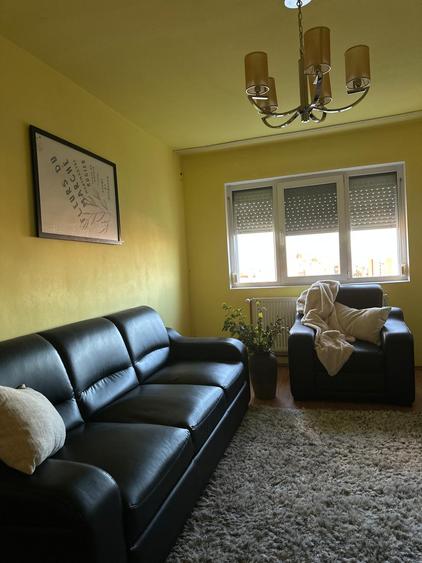 Vand apartament 3 camere zona Lebada