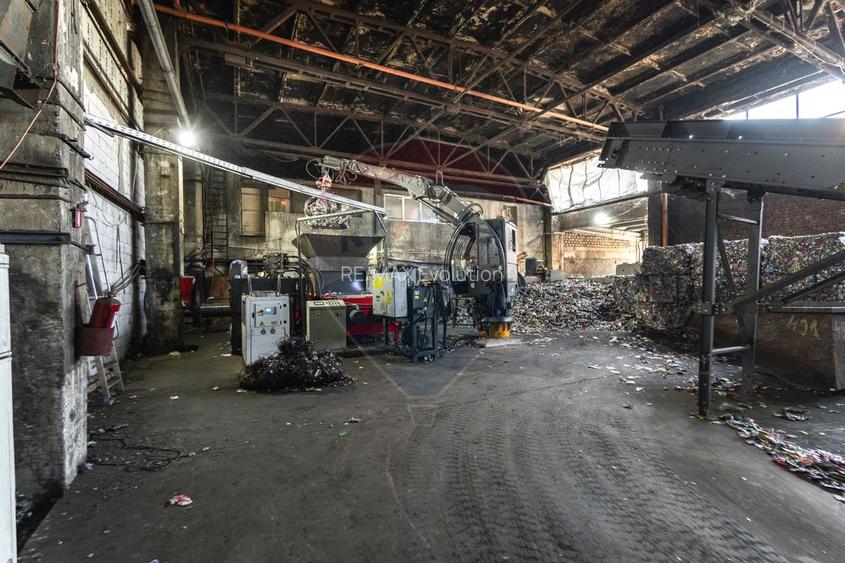 Hală industrială de vânzare în Brașov  1.777 mp, 2.000kW, teren 4.800 - 31