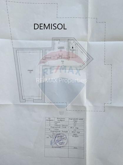 Vanzare vila D+P+E+M, 8 camere, 520 mp, pe malul Lacului Mogosoaia - 10
