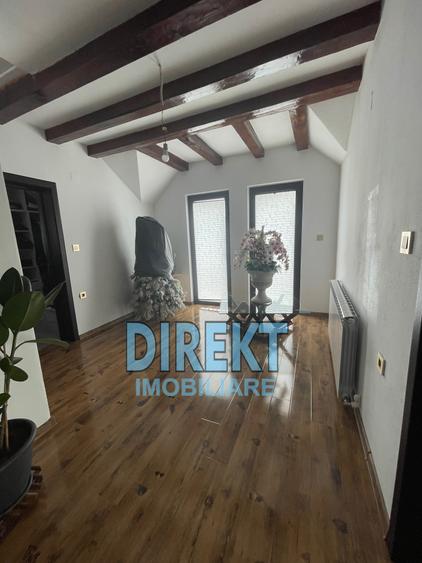 Casa de vanzare + teren, localitatea Dumitra