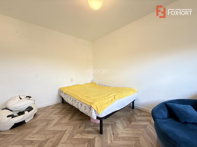 COMISION 0% Casa cu 4 camere de vanzare in Sacalaz, zona Cartierul Primaverii - 43
