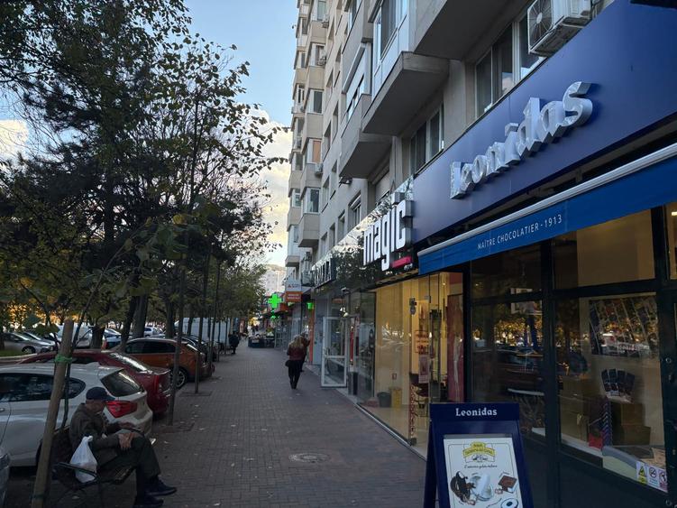 Se Vinde Spatiu Comercial Calea Moșilor | 130 mp | Vad Comercial Excelent