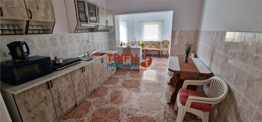 Casa de vanzare 6 camere zona Cetate