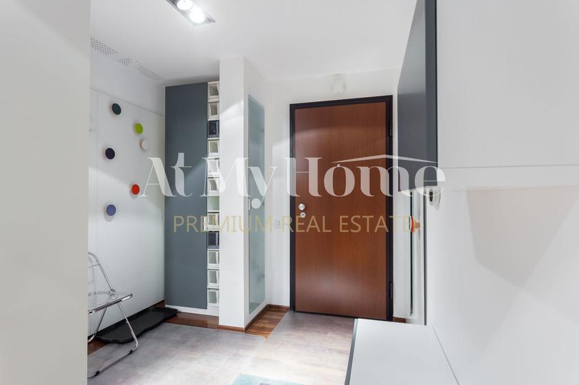 Apartament superb si spatios cu 3 camere, mobilat Bo Concept, 2 parcari, boxa