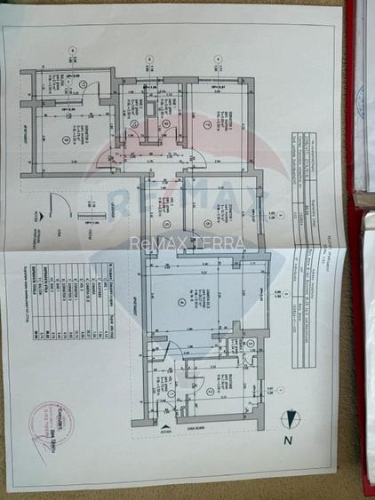 BLD BUCURESTI ETAJ 1 APARTAMENT CU 4 CAMERE  DE VANZARE - 15