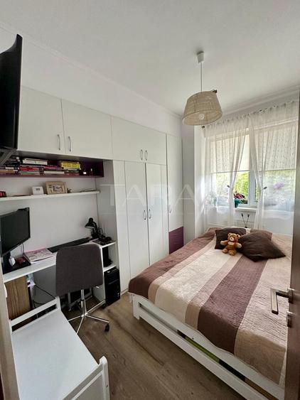 Apartament cu 3 camere, balcon de 18 mp, Mărăști.
