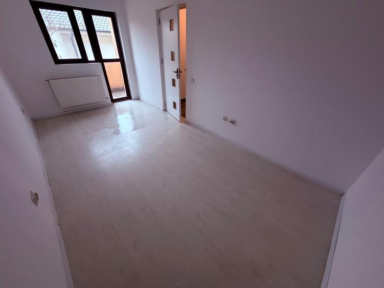Casa P+1+M la 450m de Sos Oltenitei. 4 cam. Util 120mp. Teren 140mp