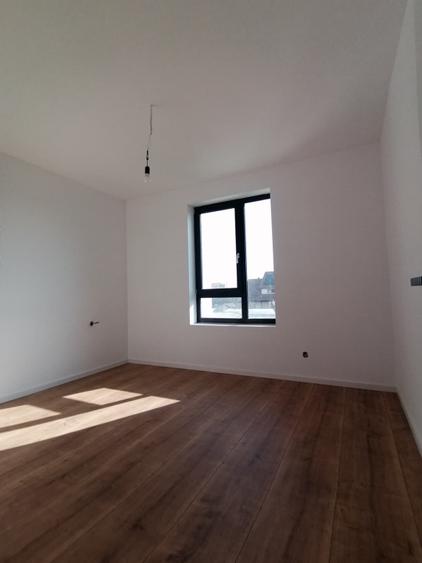 Duplex 4 camere Mosnita - Pozitie centrala- asfalt - Comision 0%