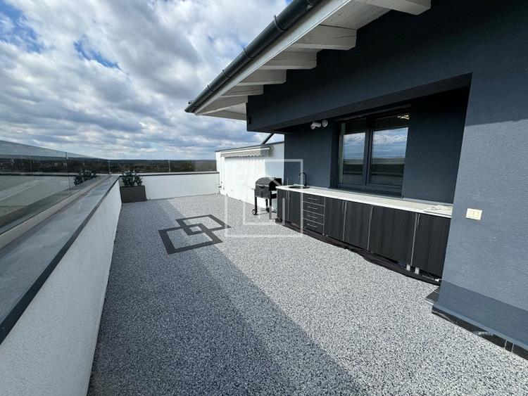 Penthouse de LUX 3 camere terasa 110 mp cu vedere superba zona P Cluj