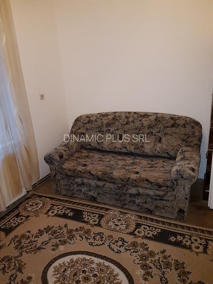 O camera de inchiriat , pentru o  fata - 2