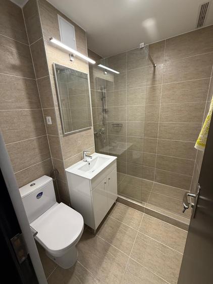 Apartament cu 3 camere decomandate, Centru