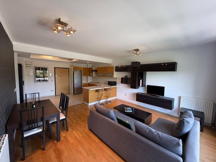 2 camere | parcare Emerald Residence