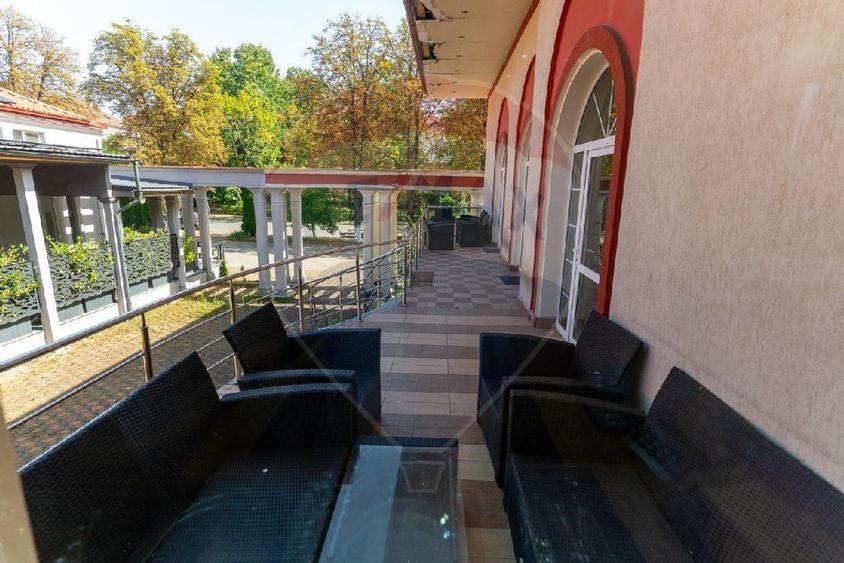 Hotel / Pensiune de închiriat sau vanzare în zona Central,Hunedoara