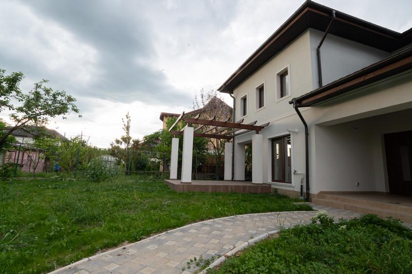 Vanzare Casa Tunari Ilfov, vila tip duplex  P+1+Pod