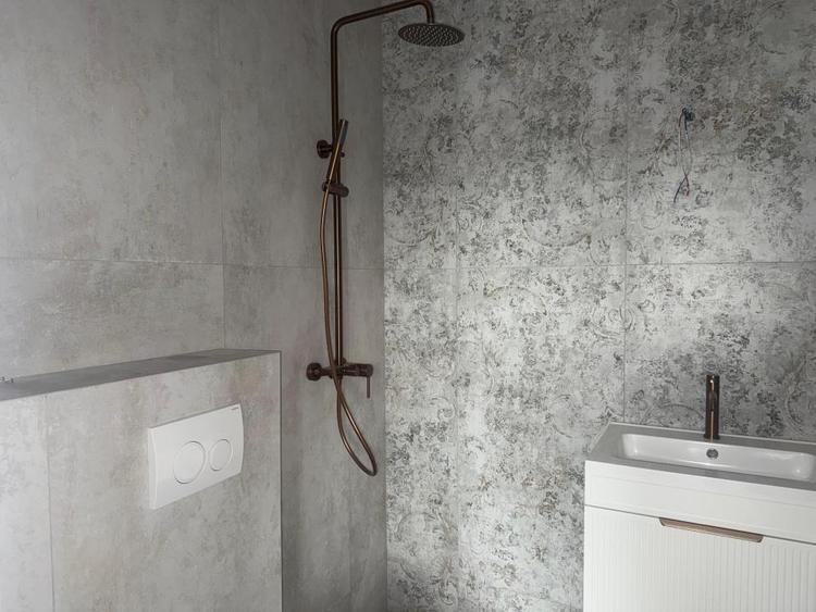 Apartament cu 3 camere finisat zona Cosbuc