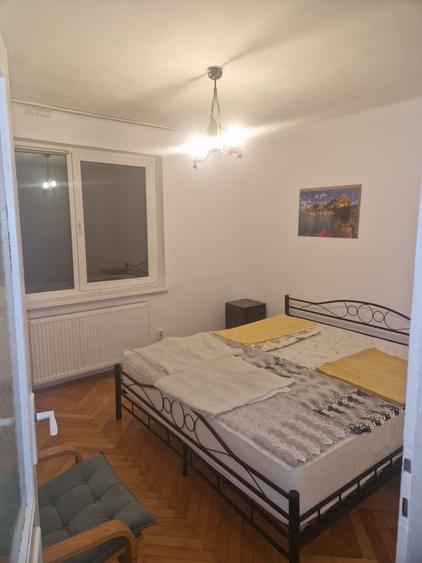 Apartament doua camere, decomandat, renovat