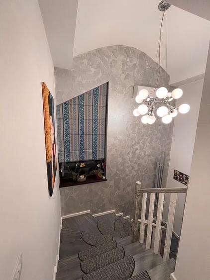 Casa cu etaj Pensiunea Bianca