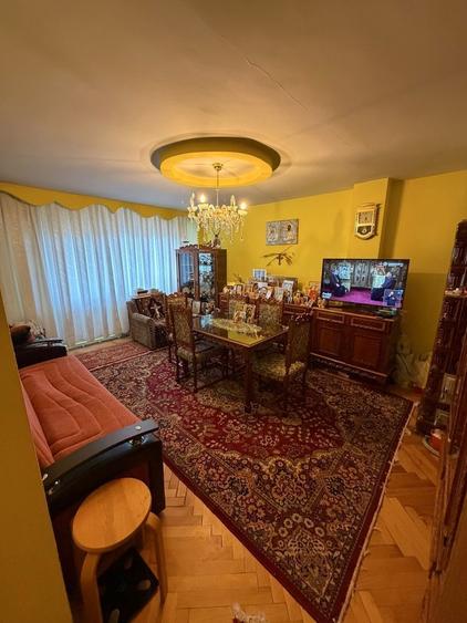 Apartament 2 camere, decomandat - zona Industriala (Sub Stadion)