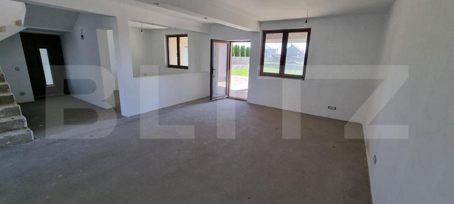 Casă Duplex Modernă , 175 mp , pe 980 teren , în Lazuri